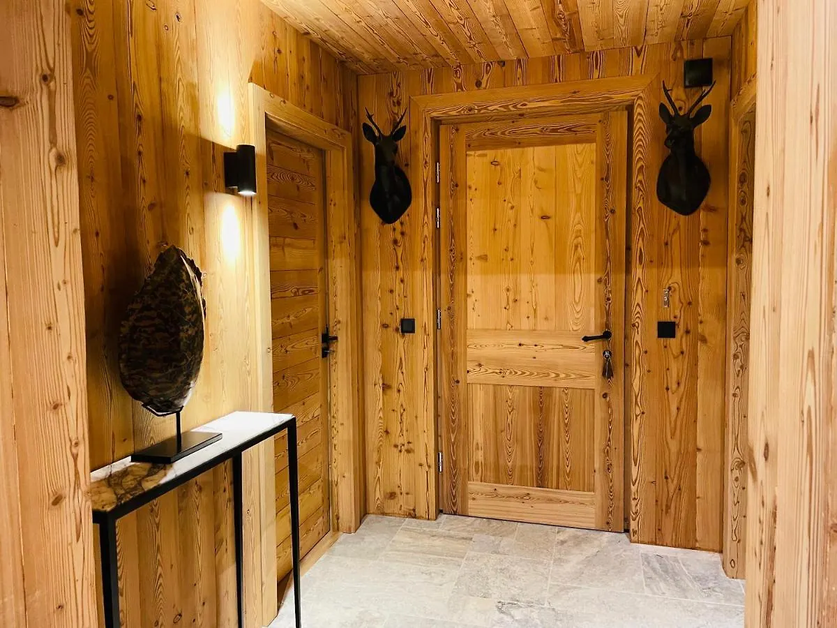 Apartment Red Lodge Megeve