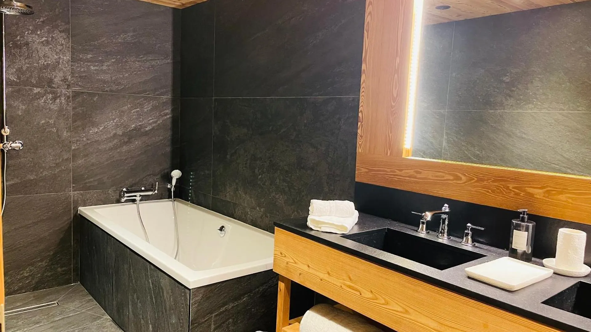 Red Lodge Megeve Apartment